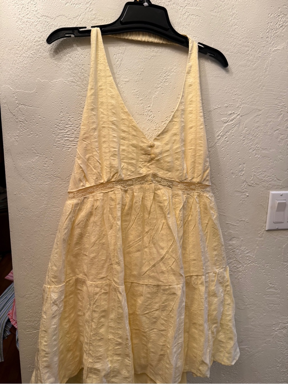 Light Yellow V-Neck Summer No Boundaries Dress Women’s Sz 20 XXL